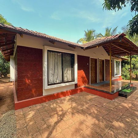 Prasad Villas And Homestay Mathagāva 外观 照片