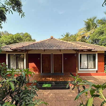 Prasad Villas And Homestay Mathagāva 外观 照片